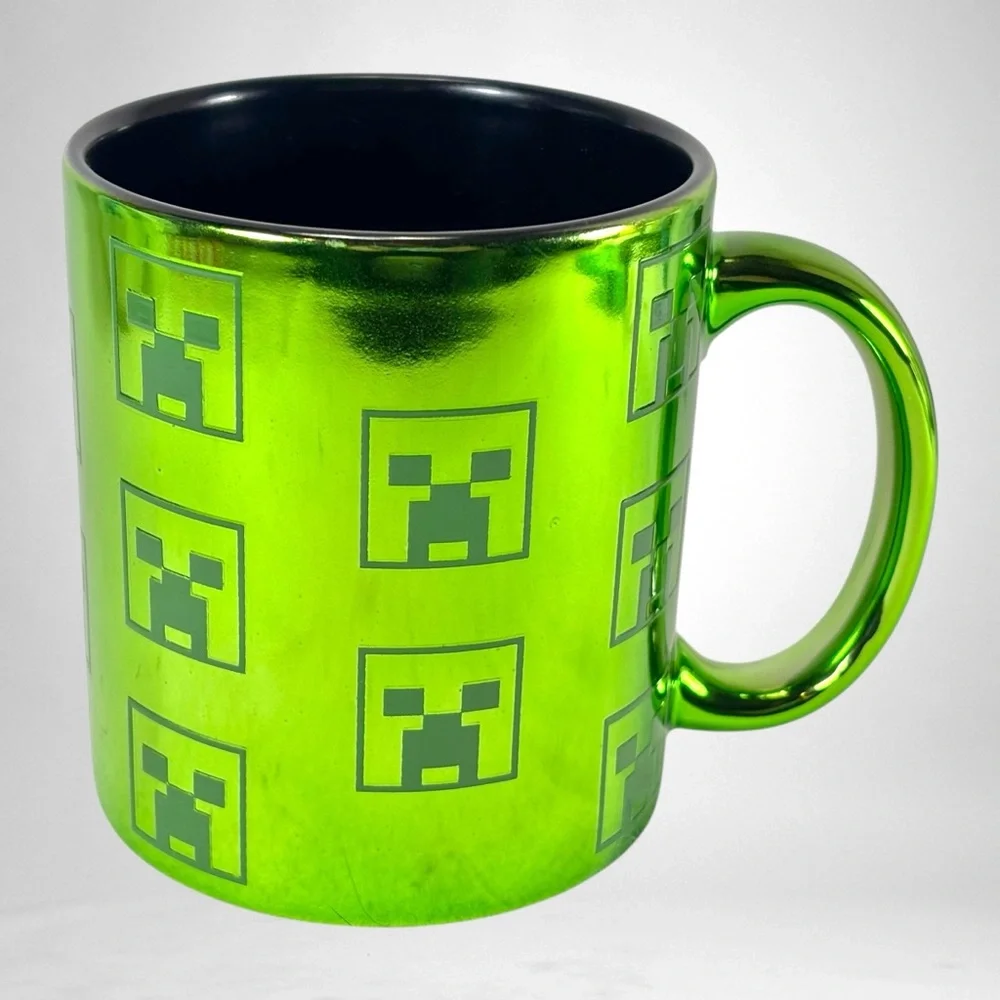MINECRAFT Bright Green Reflective Mug Cup 2025 Handwash Only Rare - Picture 1 of 4